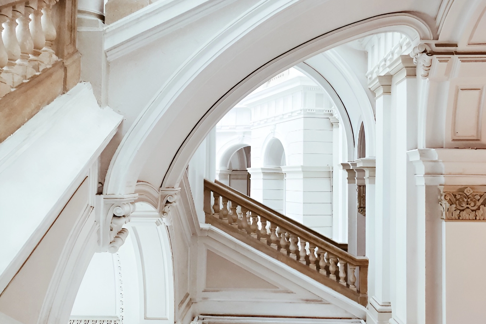 Historic staircase in a courthouse as a symbol of personnel consulting in the field of legal