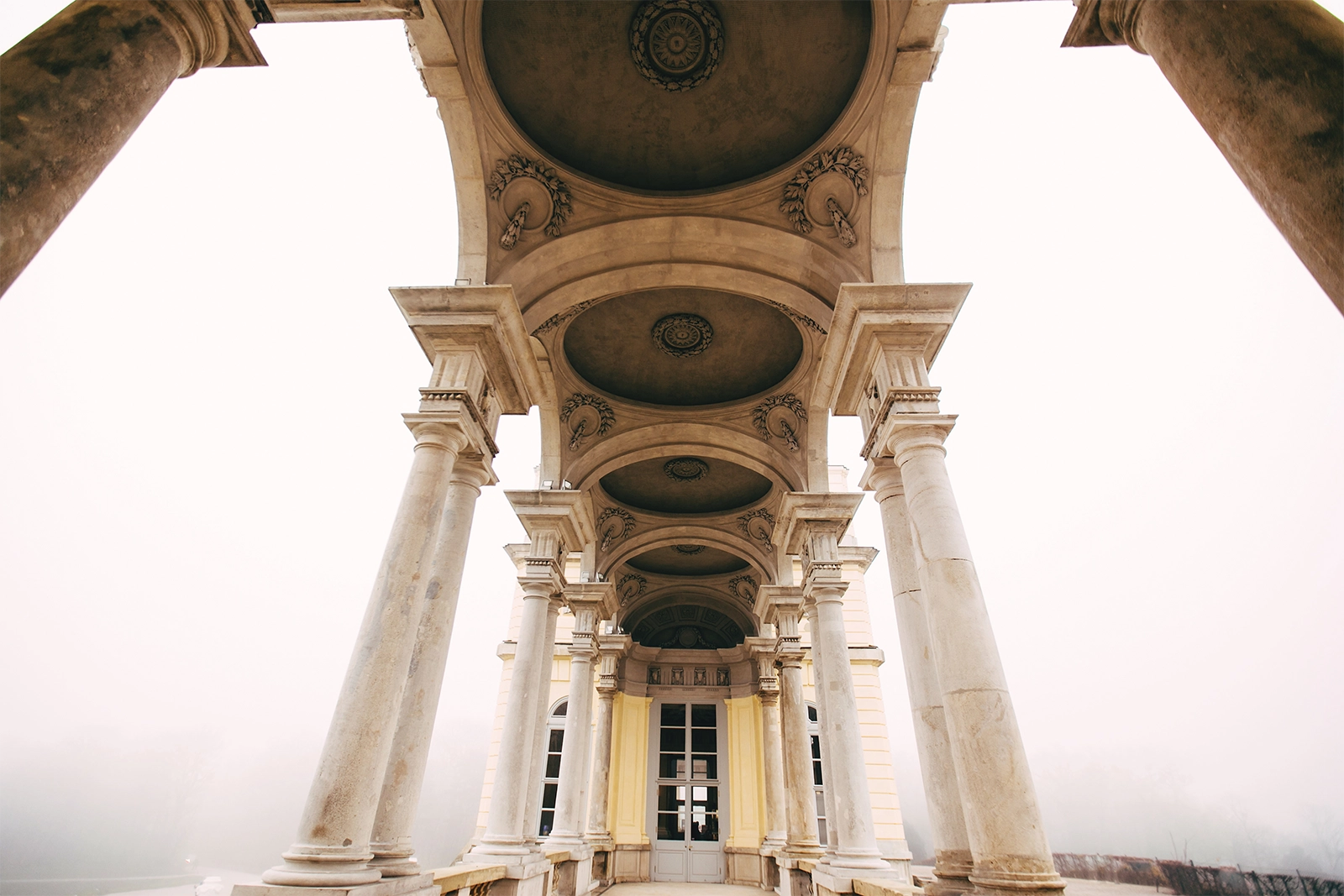 Architektur die stilistisch an den Baustil von Andrea Palladio erinnert